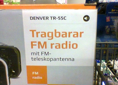 Tragbarar FM radio_HP (Netto in Leipzig) © Uwe Meyer 04.11.2014_ipaM6k7e_f.jpg